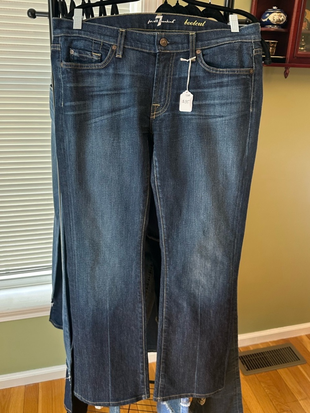 7 For All Mankind Nouveau Bootcut Dark Wash Size 31